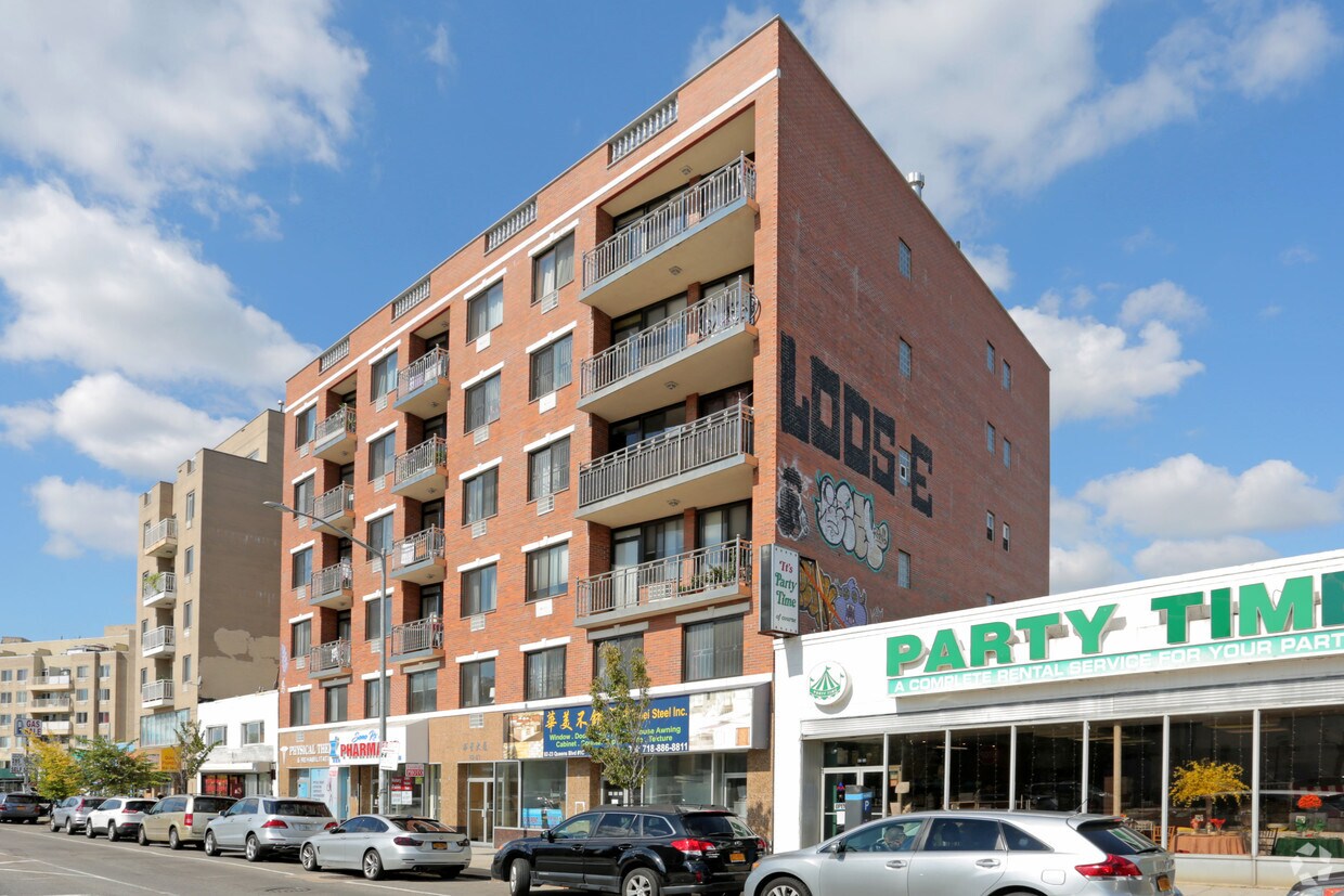 8223 Queens Blvd, Elmhurst, NY 11373 Apartments in Elmhurst, NY