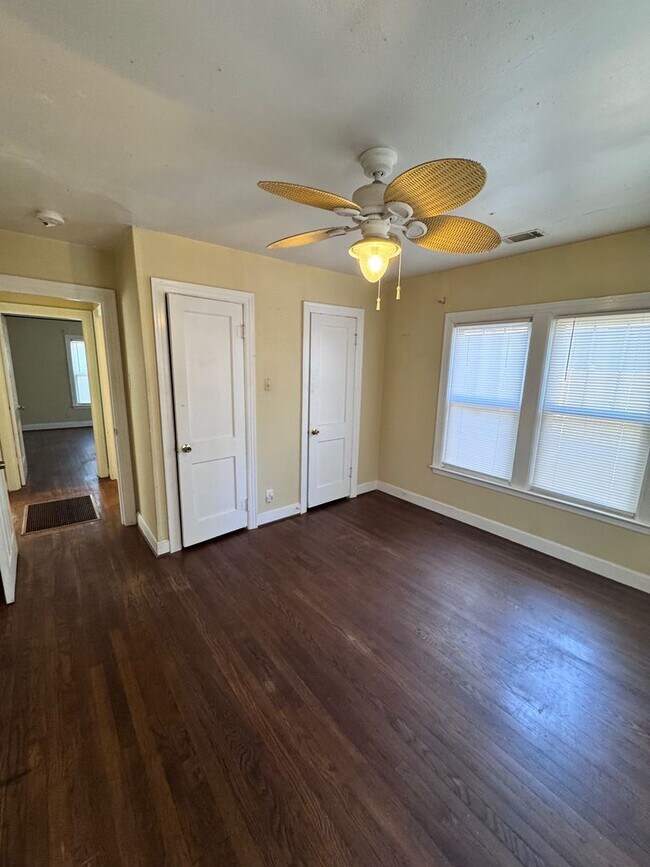 Foto del edificio - 1809 S Buchanan St