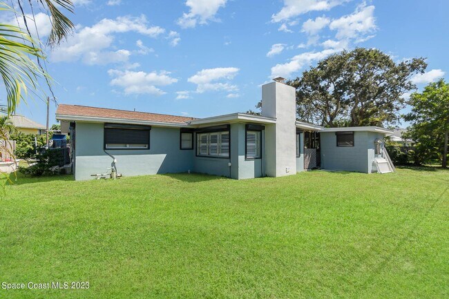 Foto del edificio - 335 Richards Rd