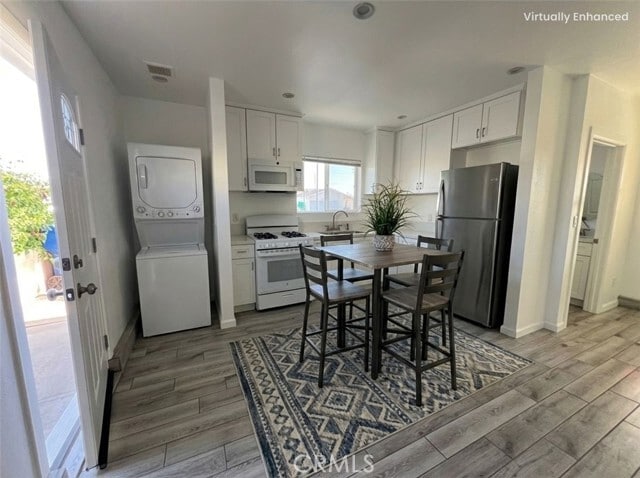 Building Photo - 13123 Tonopah St