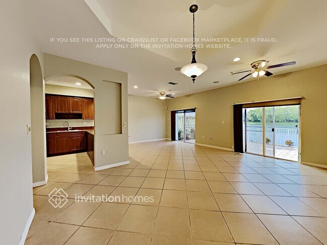 Foto del edificio - 5076 SW 141st Ave