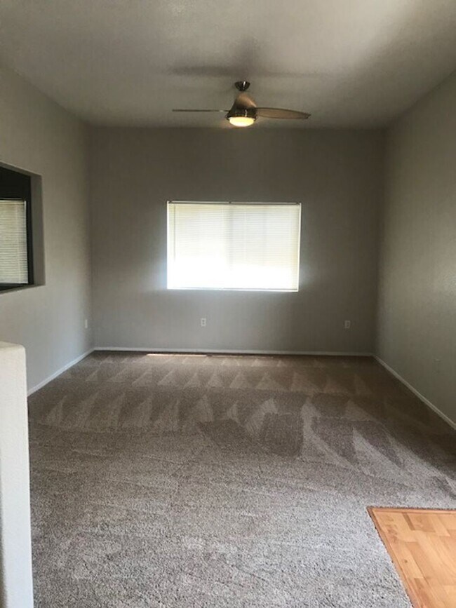 10245 S Maryland Pkwy, Las Vegas, NV 89183 House for Rent in Las