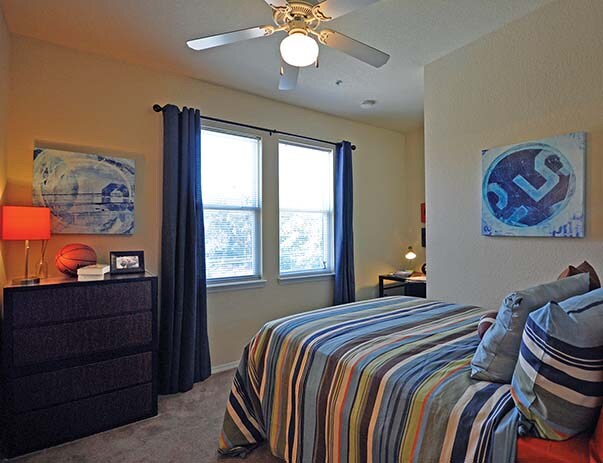 Foto principal - 505 SW 2nd Ave