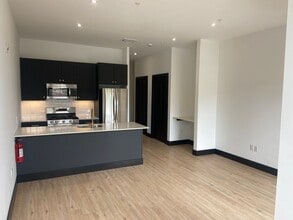 Building Photo - 41 Larry Holmes Dr