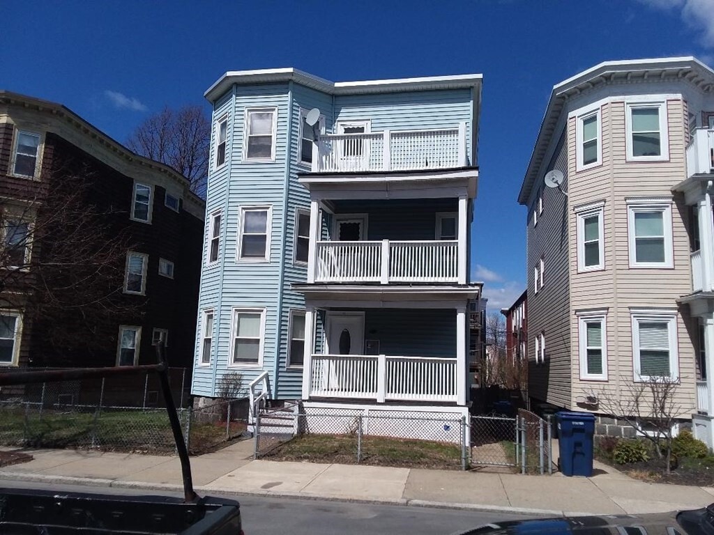 Building Photo - 6 Taft St