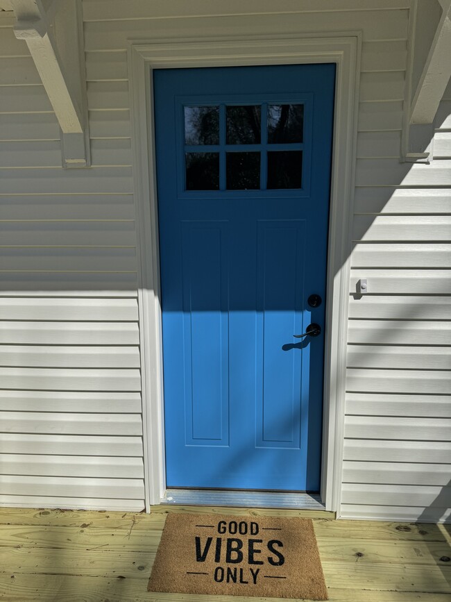 Front entrance - 204 N 30th St