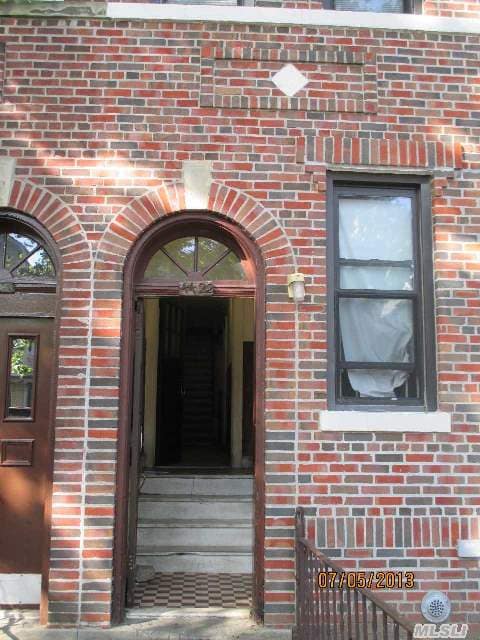 Building Photo - 4422 Ketcham St