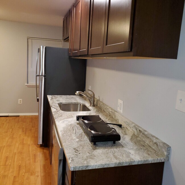 kitchen/den - 7396 Sweet Clover