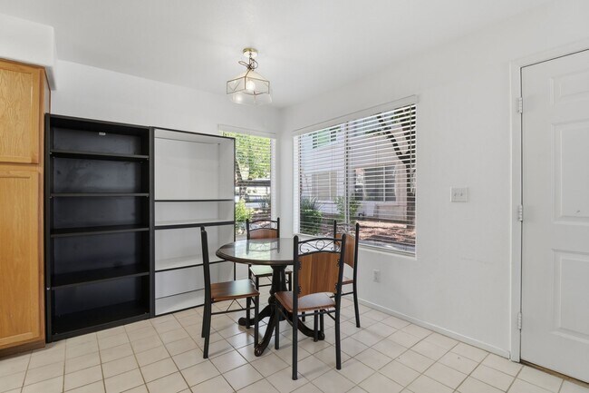 Building Photo - 3074 Tarpon