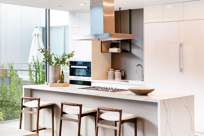 Building Photo - Gardenhouse Beverly Hills