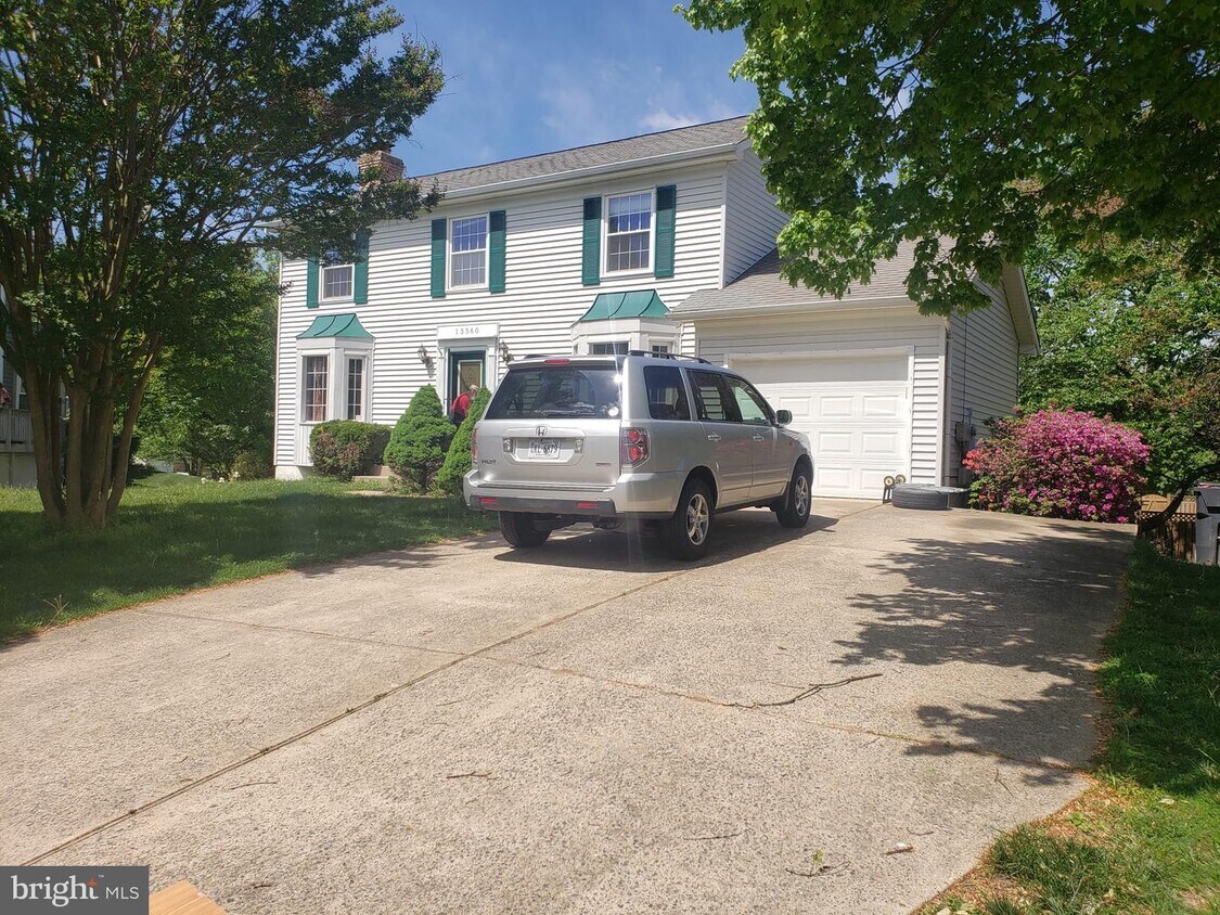 Building Photo - 13360 Smoketown Rd