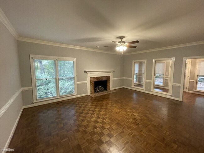 Building Photo - 3 br, 2.5 bath House - 401 Weathergreen Dr