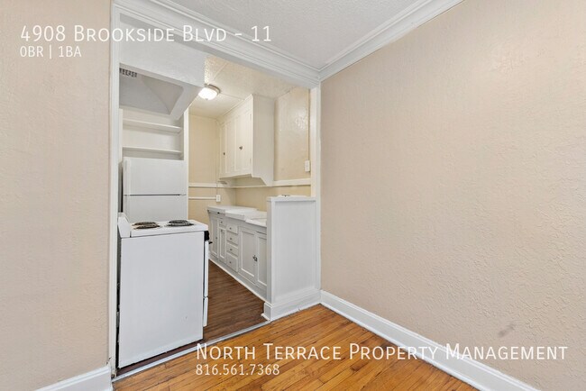 Building Photo - Charming Studio Apartments at Brookside Plaza