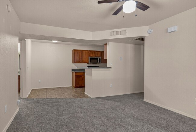 Foto del edificio - Move-In Ready 2-Bed Condo in The Arbors