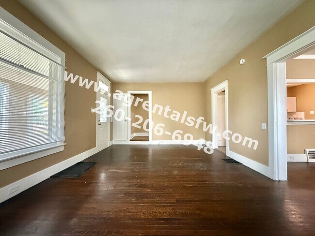 Foto del edificio - 5 Bedroom House