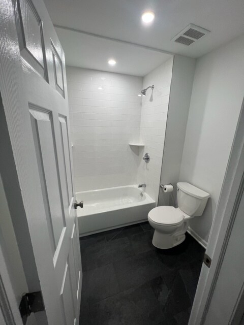 Bathroom - 17 Princeton St