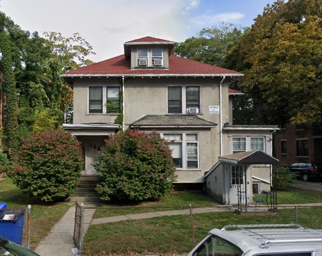 Primary Photo - 163 Strathmore Rd