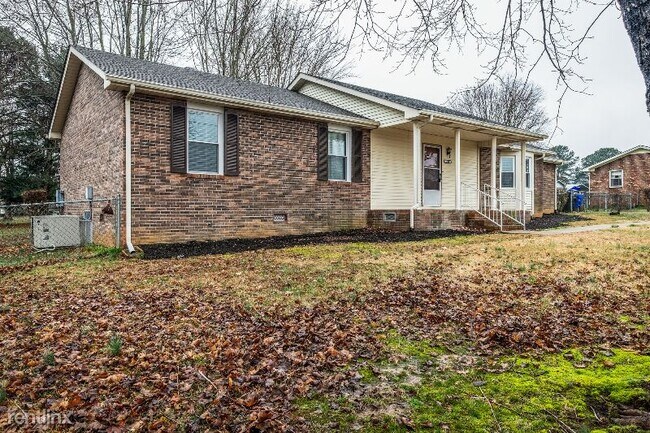 Foto del edificio - 4 br, 2 bath House - 309 Sage Road East