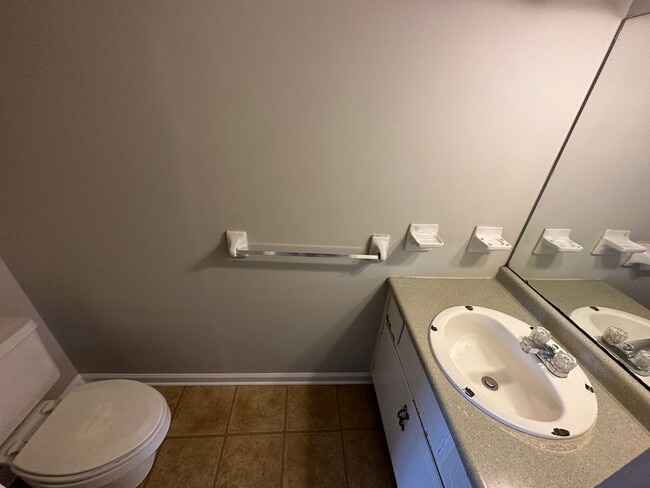 Building Photo - Townhome for rent in Grayson Valley