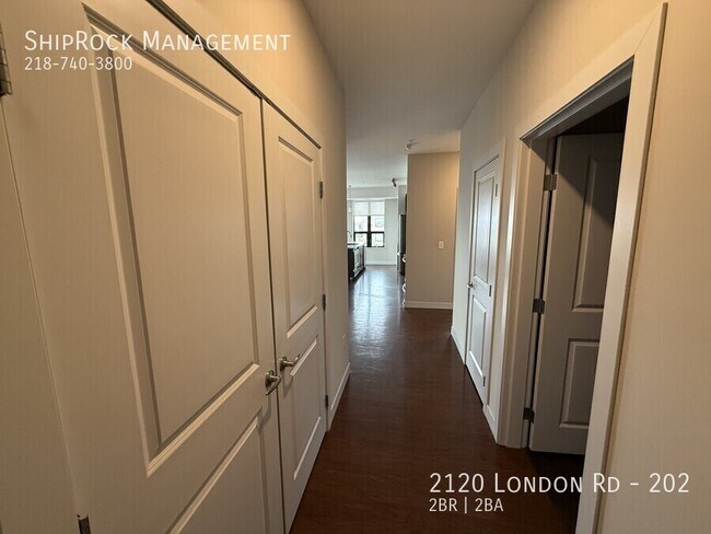 Building Photo - 2120 London Rd