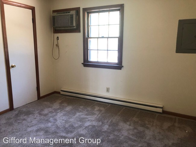 Building Photo - 8450 Tidewater Dr