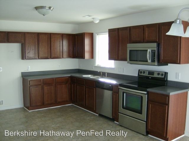 Building Photo - 3 br, 2 bath House - 580 E German School Road