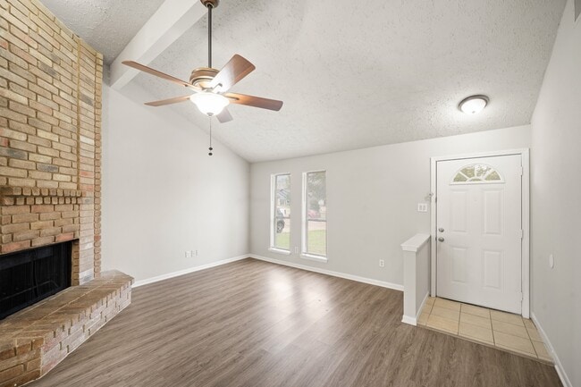 Building Photo - 19952 Stoney Haven Dr