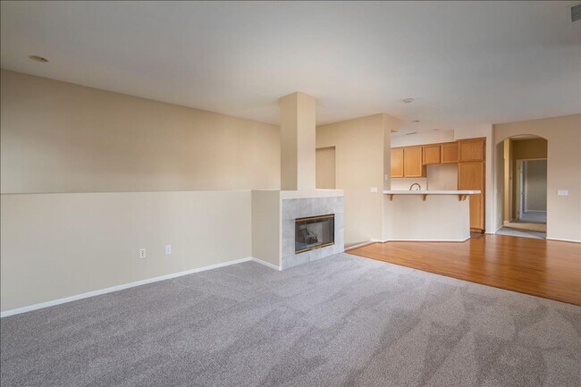 Foto del edificio - IMMACULATE 2+2 VALENCIA TOWNHOME!