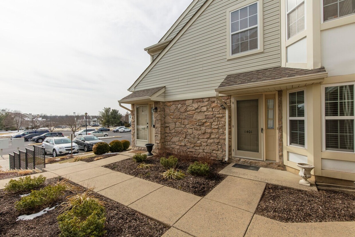 Foto principal - WILLOW STREAM-2BR CONDO IN QUAKERTOWN AVAI...