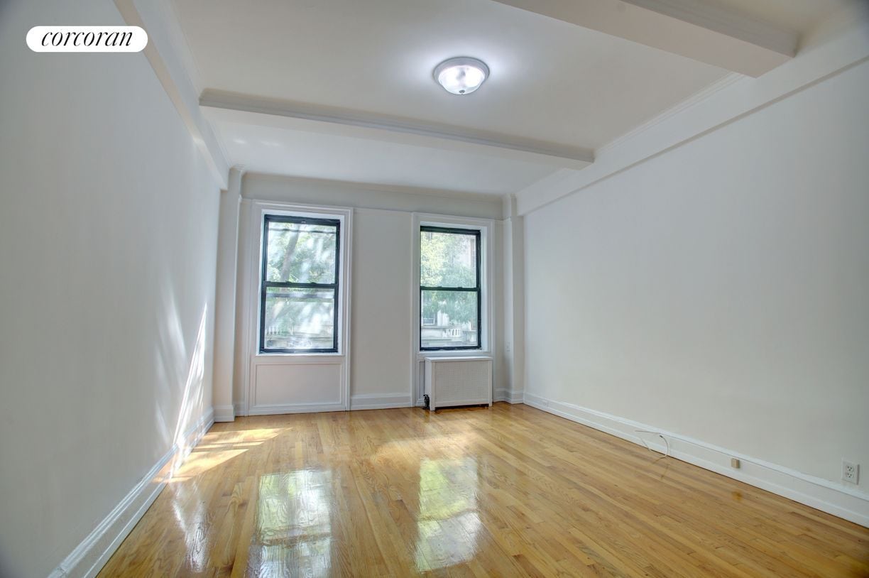 Primary Photo - 315 W 102nd St