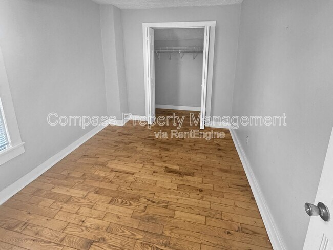 Foto del edificio - 309 Eastern Ave SE