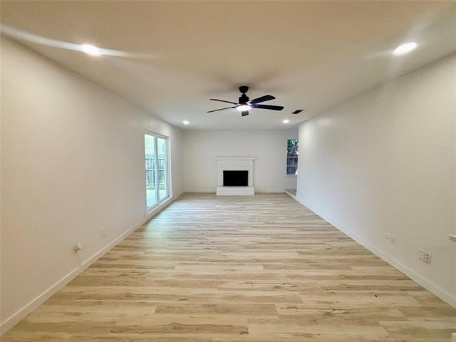 Foto del edificio - 8835 Township Ct