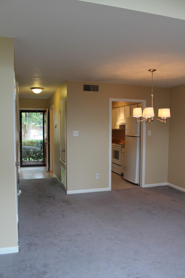Building Photo - 6115 Heathstone Ln