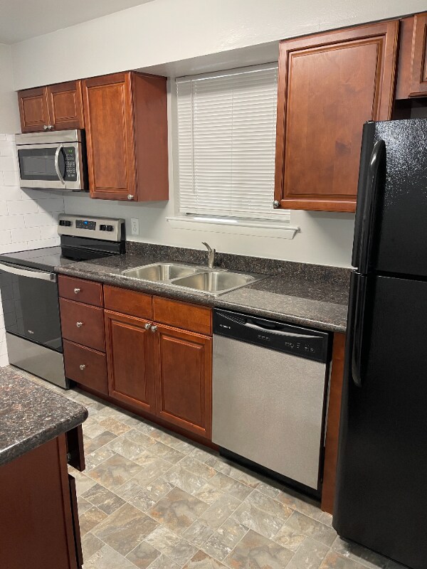 Foto principal - 2525 Annunciation St
