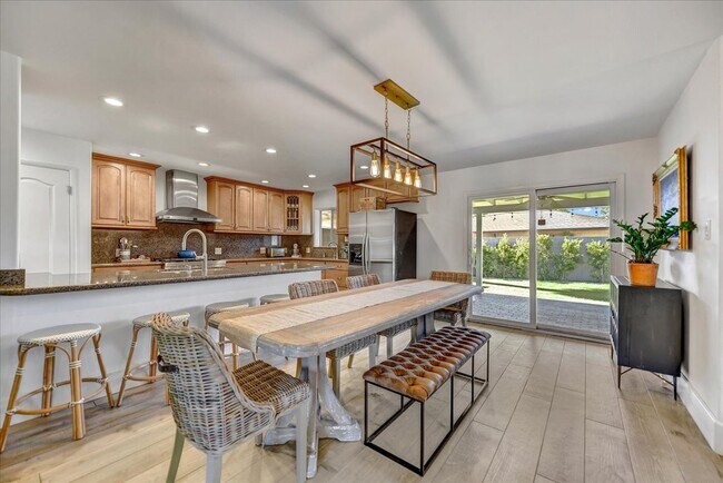 Foto del edificio - 6355 E Osborn Rd