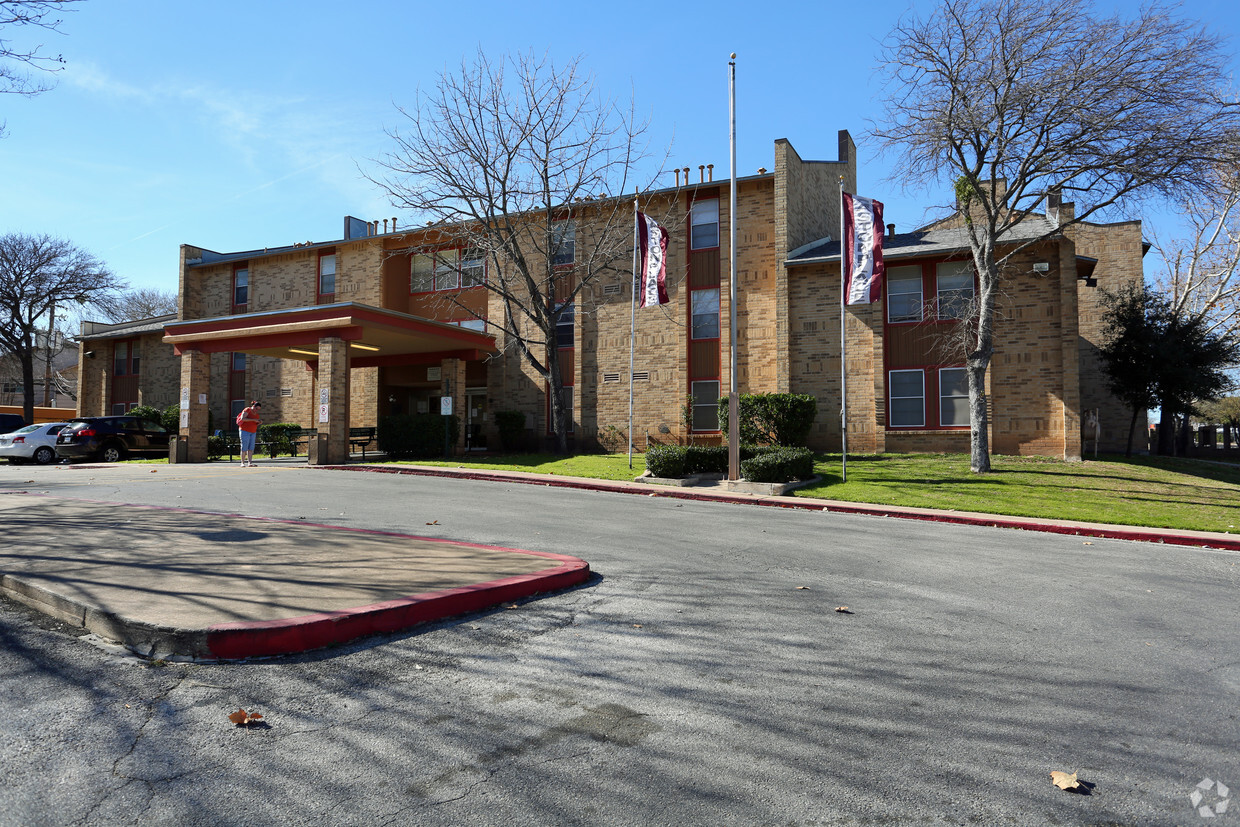 Primary Photo - Gaston Place Apartments