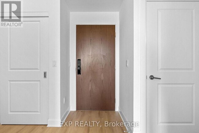 Building Photo - 3240 William Coltson Ave