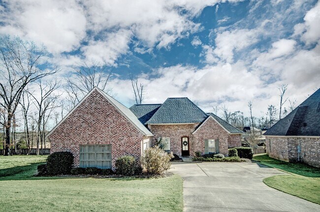 Foto del edificio - 102 Azalea Cove