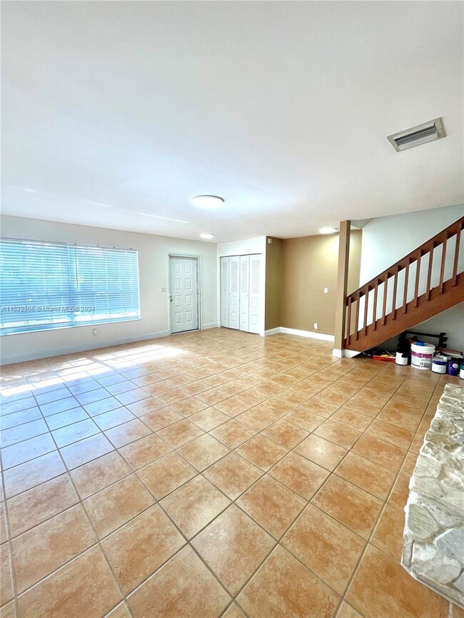 Building Photo - 4269 Coral Springs Dr