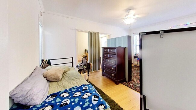 Foto del edificio - 744 W Aldine Ave