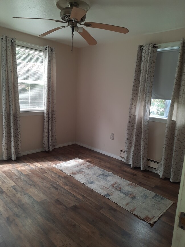 Building Photo - 22 Richard Rd