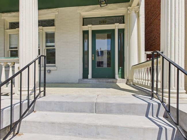 Photo - 2620 Hanover Ave Apartment