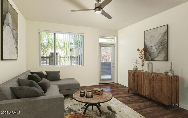 Foto del edificio - 7800 W Encanto Blvd