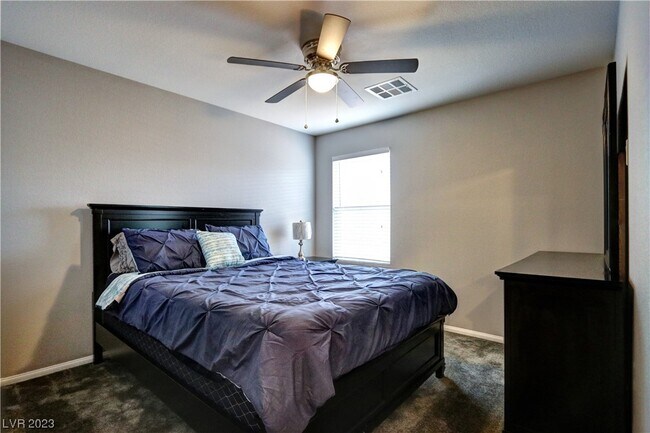 Building Photo - 2875 Cabrillo Terrace St