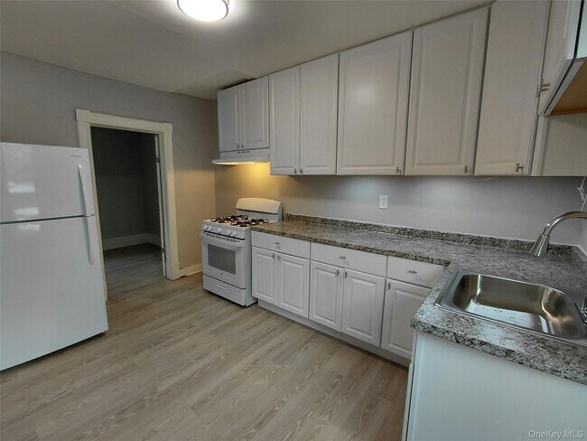 Foto del edificio - 67 Greenkill Ave