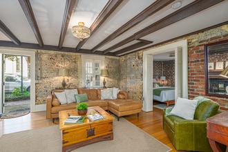 Building Photo - 230 Habersham St Building Photo - 230 Habersham St