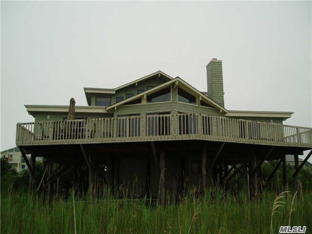 Primary Photo - 20 Cove Ln