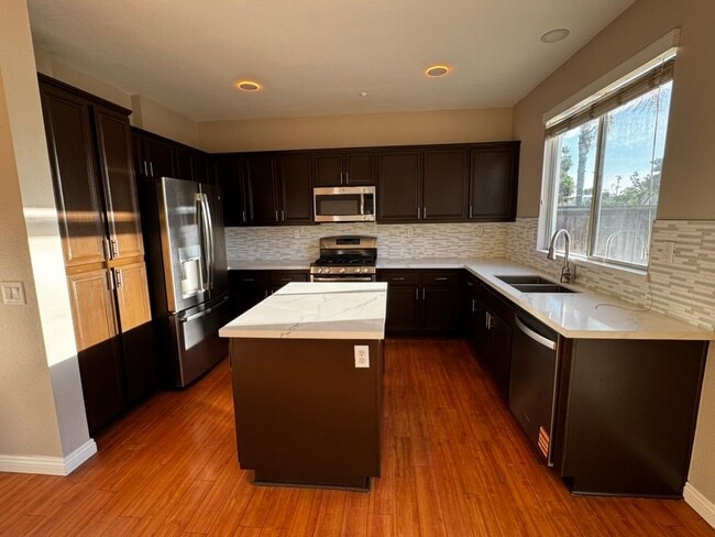 Foto del edificio - 8717 Timberwood Ct