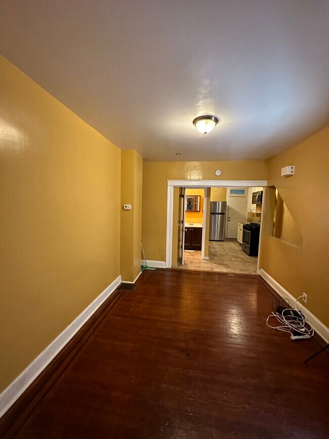 Building Photo - 436 Ilchester Ave