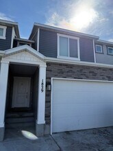 Building Photo - 1829 S 410 W